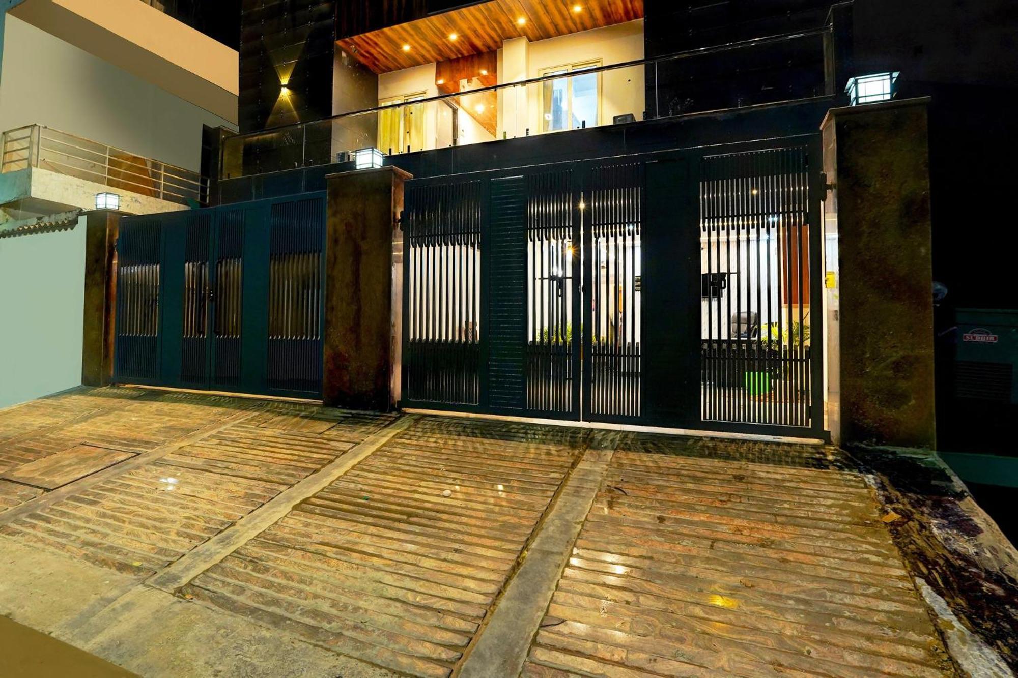 Hotel Super Townhouse Sector 104 Noida Exterior foto