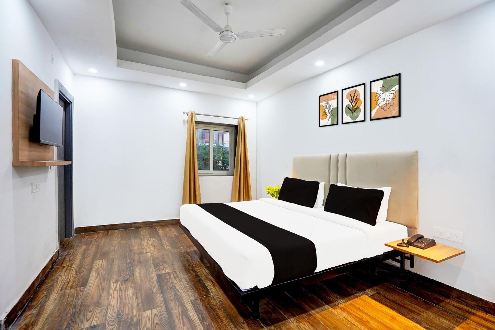 Hotel Super Townhouse Sector 104 Noida Exterior foto